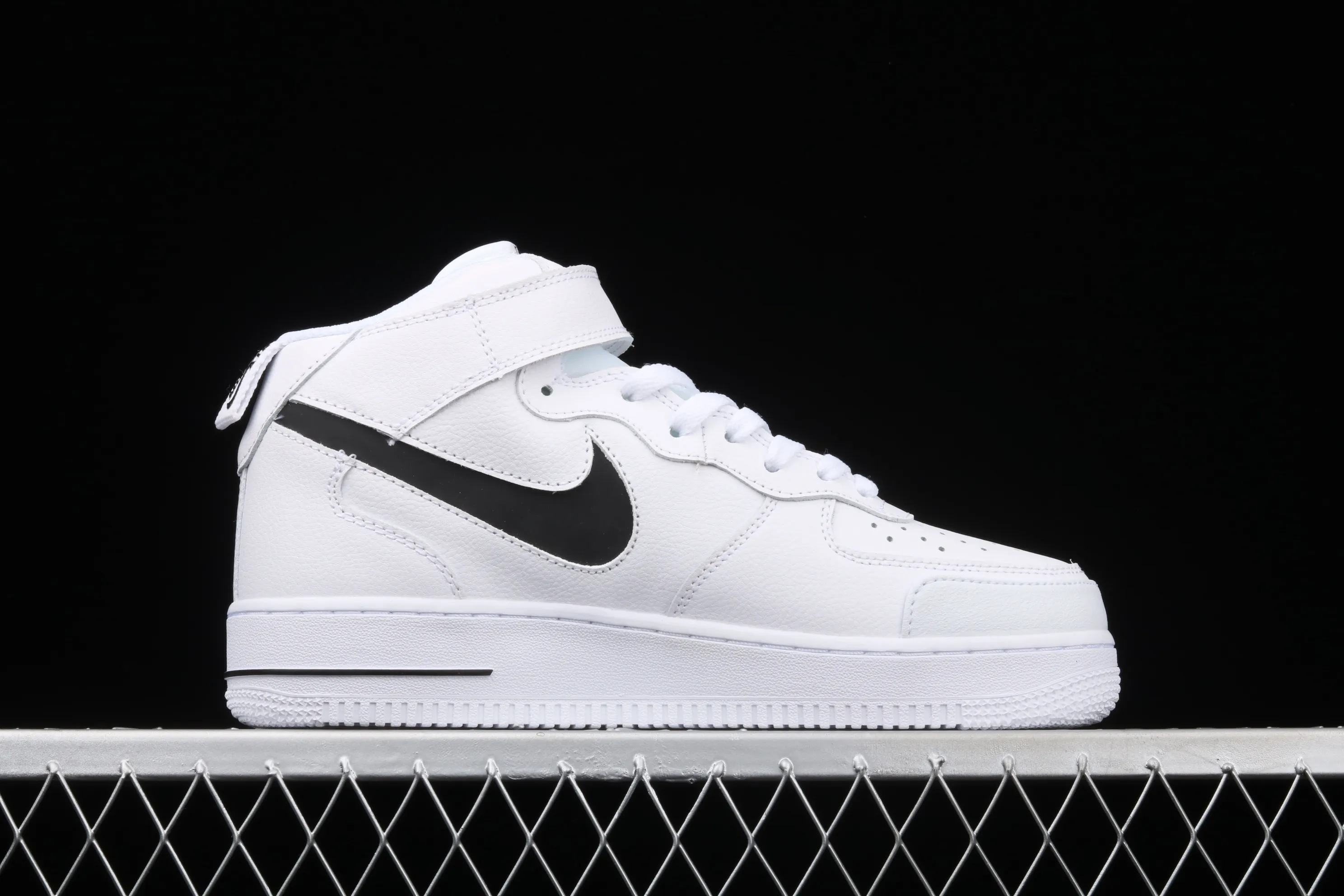 All categories Nk Air Force 1 Air Force series Nk Air Force 1 Mid Air Force mid-top Nk Air Force 1 Mid "Premium" black and white colorful color Air Force One Chinese casual sneakers CV3039-108